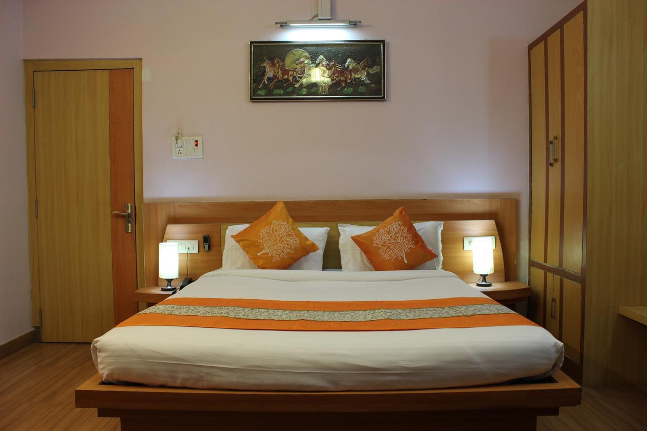 Hotel Cradle Inn Ранчі Екстер'єр фото